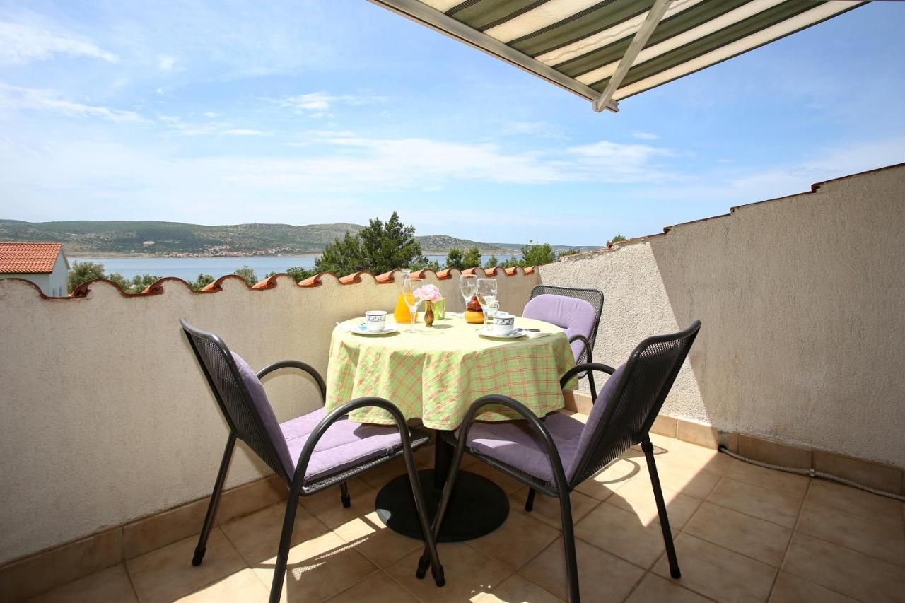 Apartments Vila Ana 셀리네 외부 사진