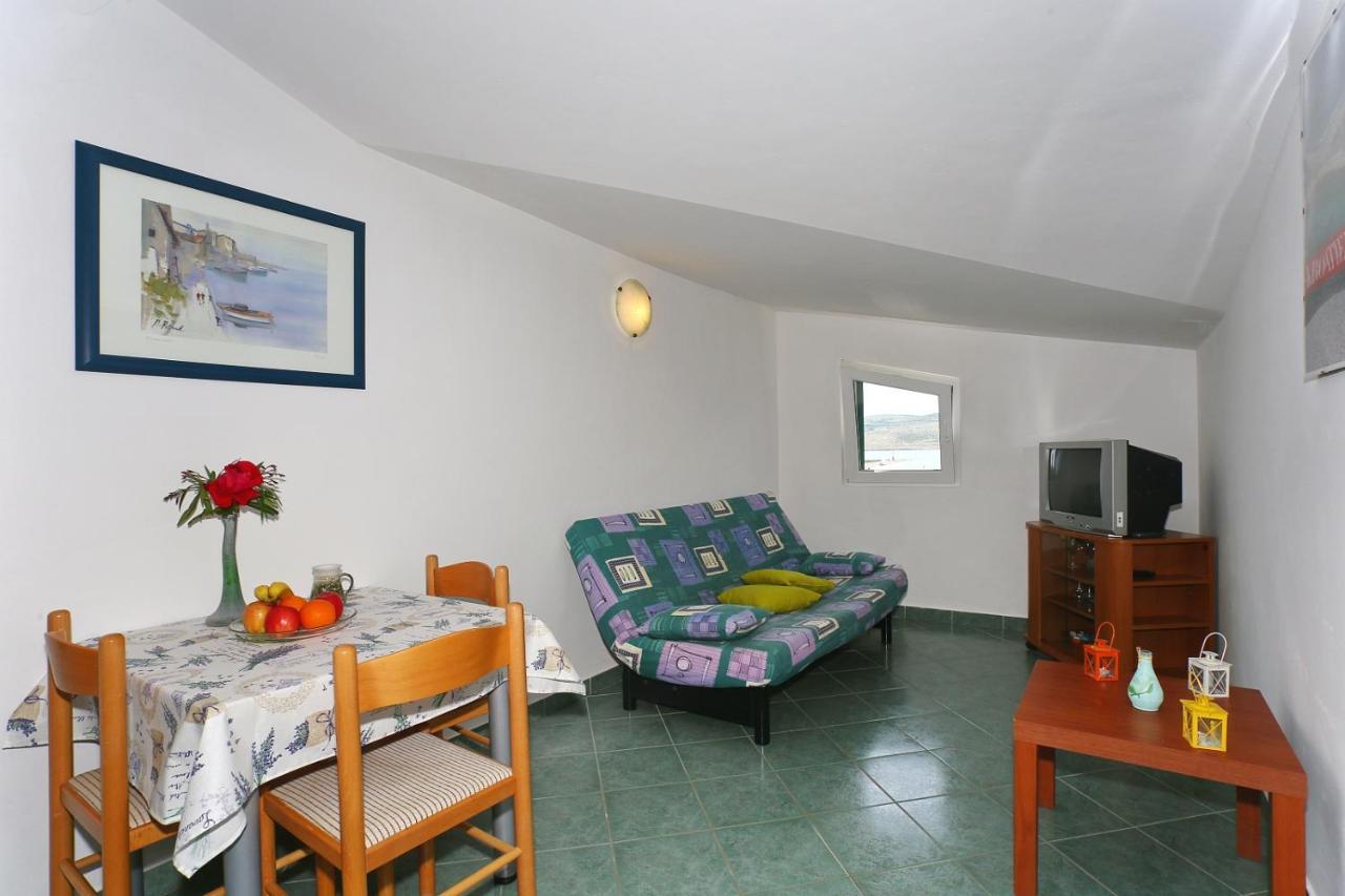 Apartments Vila Ana 셀리네 외부 사진