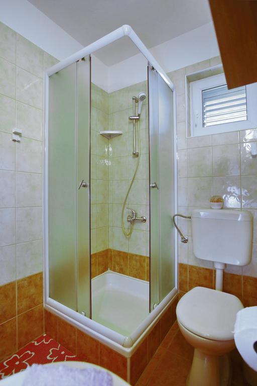 Apartments Vila Ana 셀리네 외부 사진