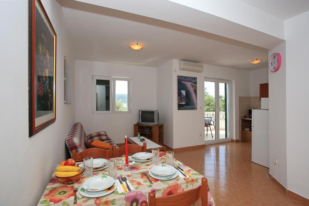Apartments Vila Ana 셀리네 외부 사진