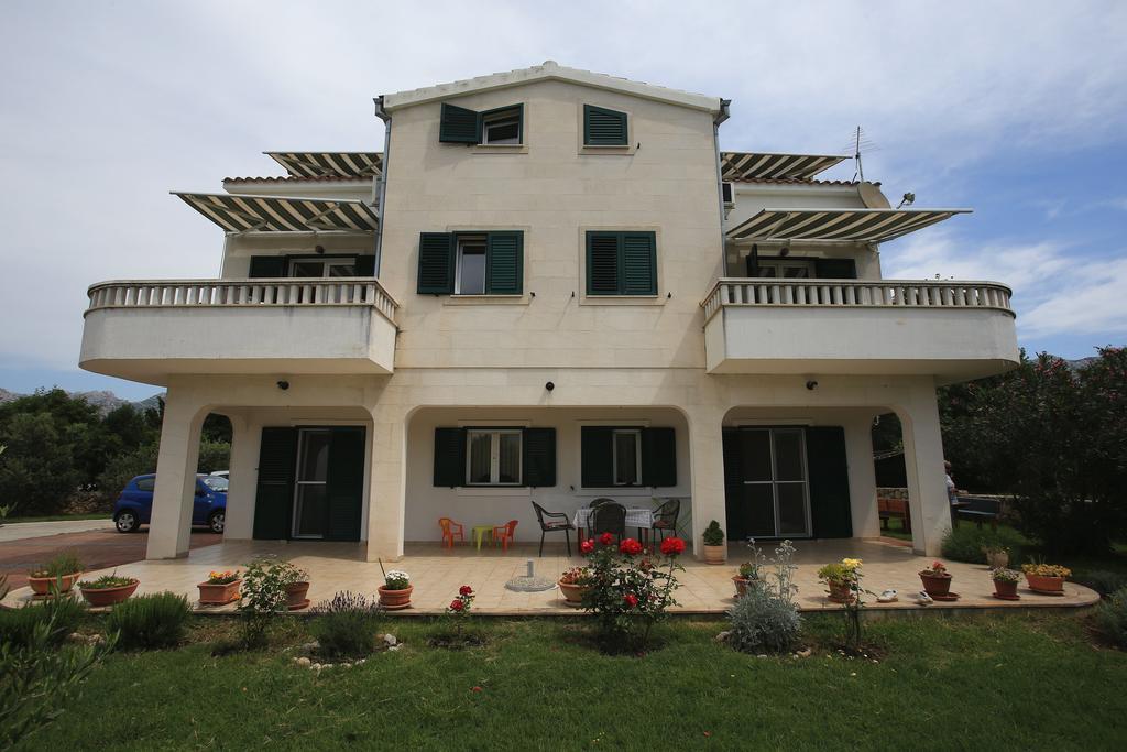 Apartments Vila Ana 셀리네 외부 사진